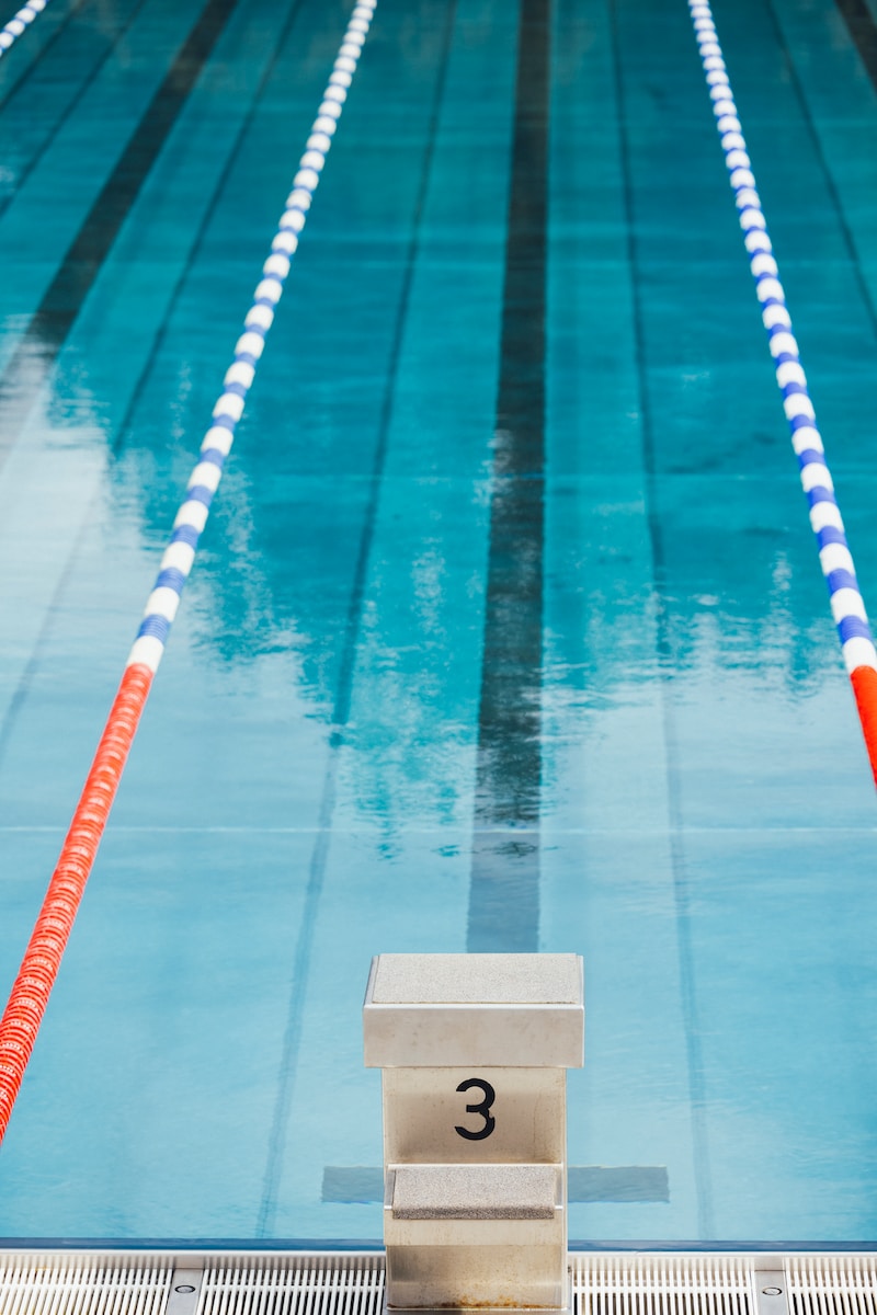 gadgets til svømmetræning, sådan forbedre du din svømmetræning, udstyr som fremmer din udholdenhed, forbedre svømmeteknik